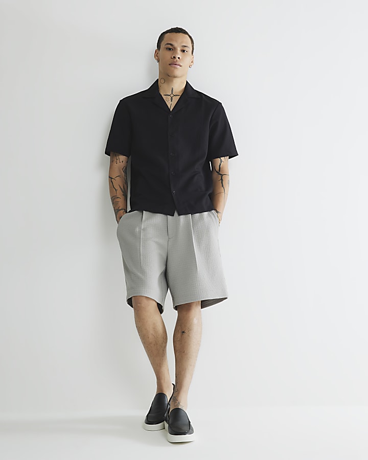 Black and white 2 pack Seersucker Shirt